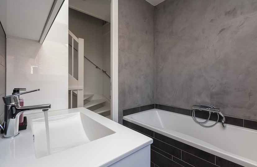 Betonstuc in de badkamer